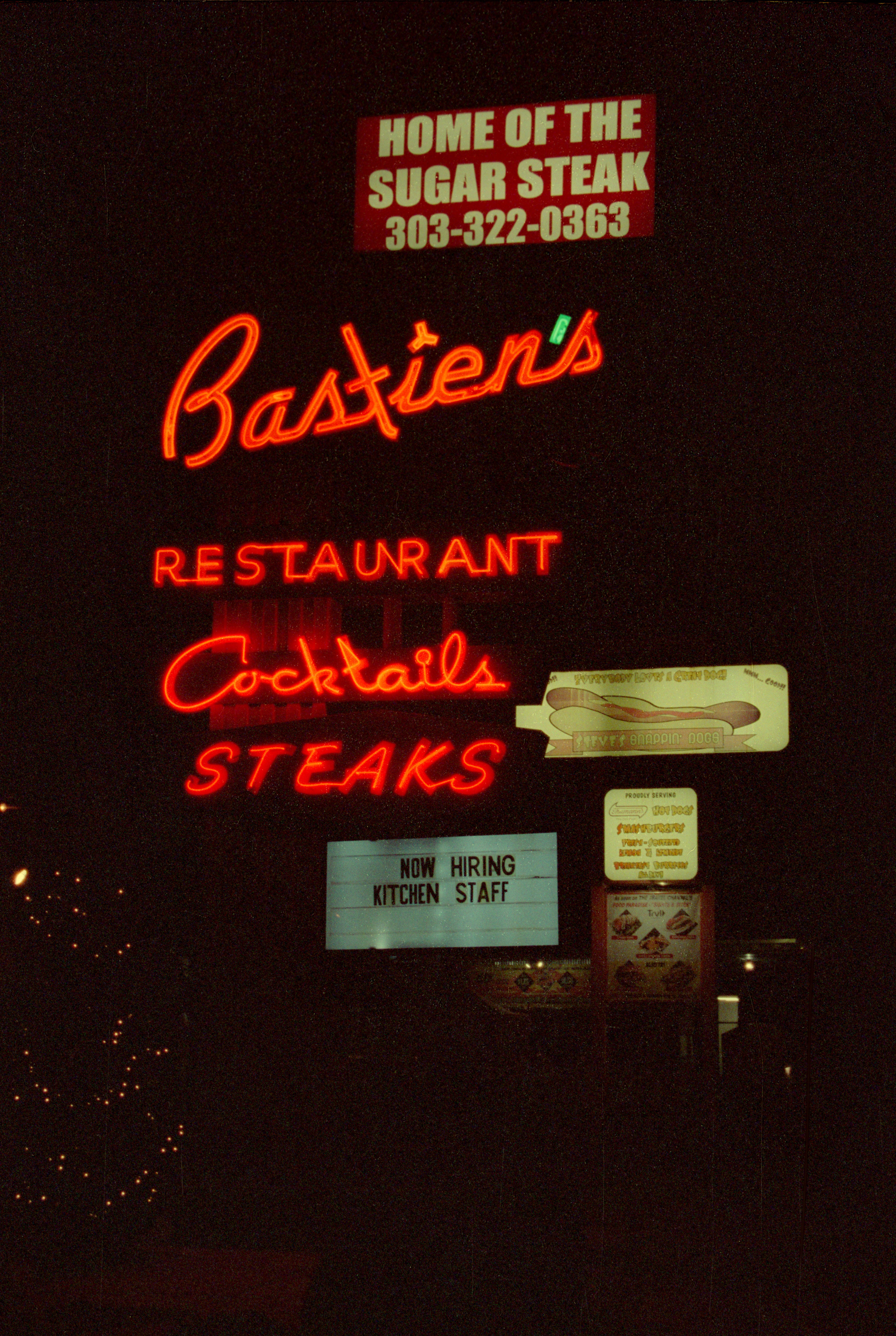 4 x 6″, Premium Hahnemuhle Ultra Smooth Paper Bastien’s Restaurant Neon Lights Photo Master-print